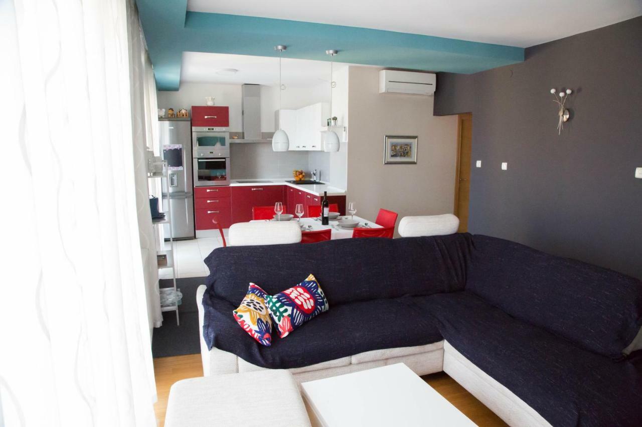 Apartman Matea Malinska Exterior photo